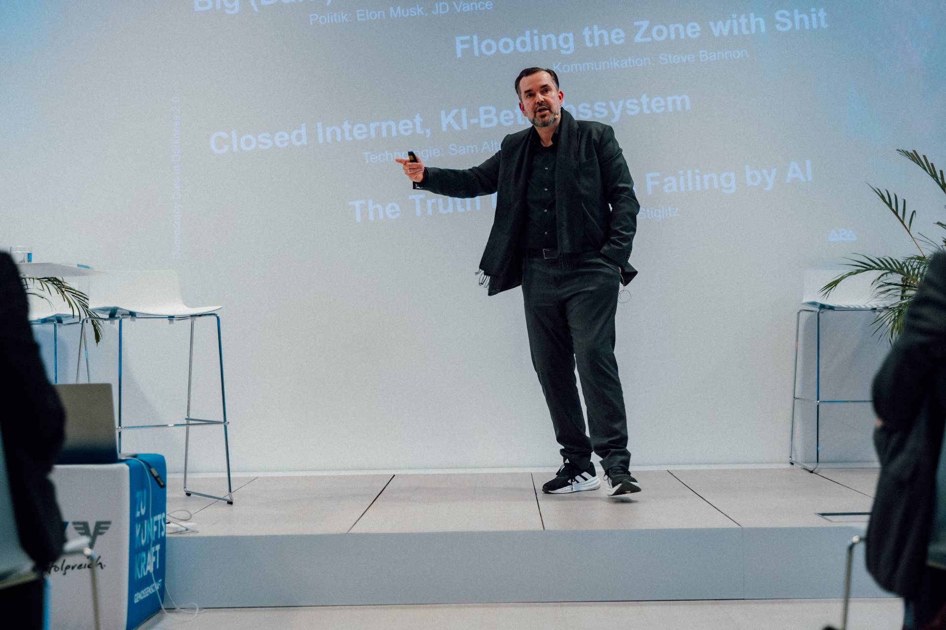 michael-meindl_2025-11-10_0072